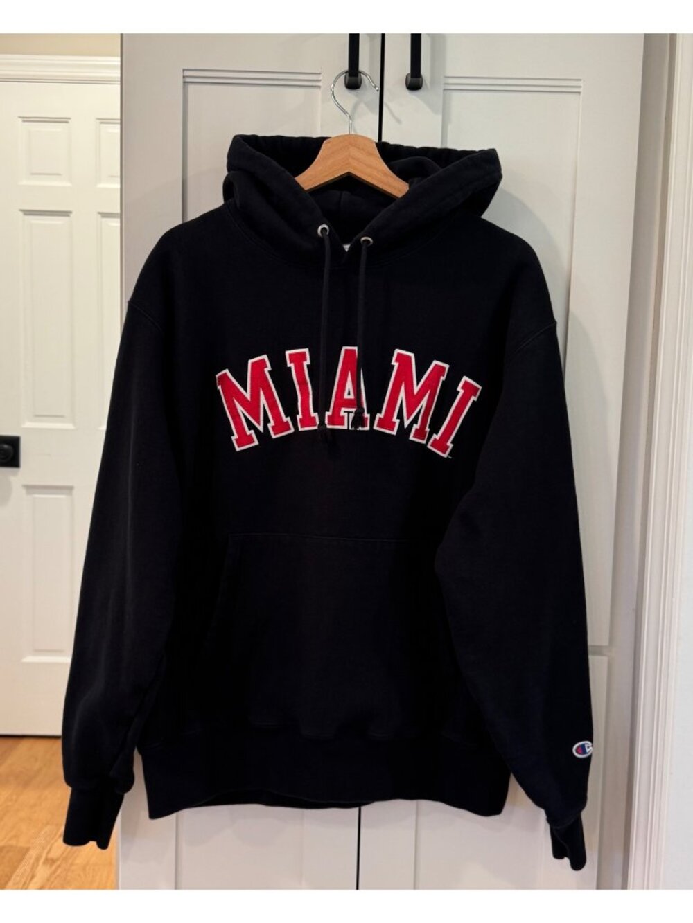 Champion Reverse Weave Miami Hoodie Sweatshirt Black Red Size Large Embroidered